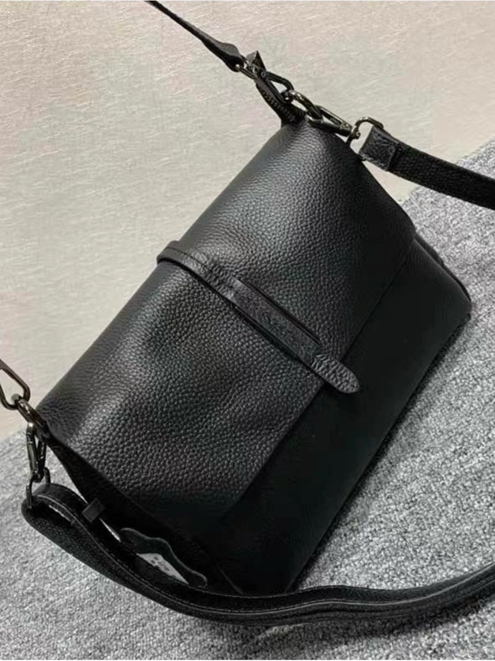 Genuine Leather Shoulder/Crossbody Bag | Soft Leather | 2 Straps|Brand new